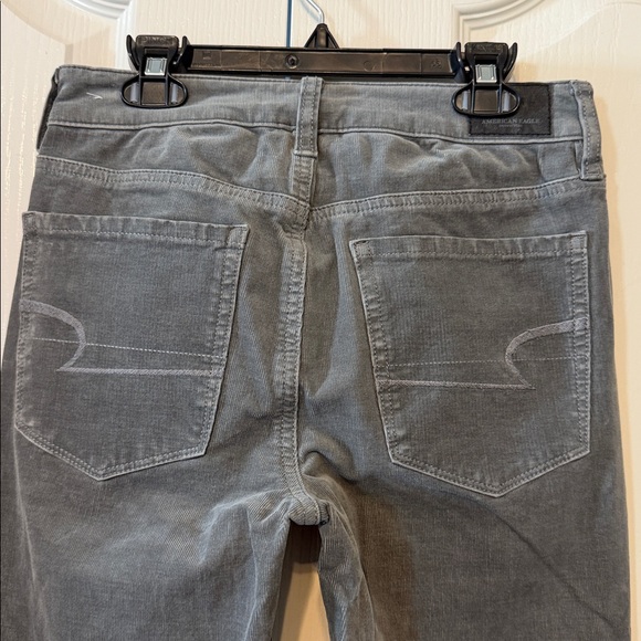American Eagle Outfitters Gray Super Stretch Hi Rise Jegging Size 2 Regular - Picture 3 of 10
